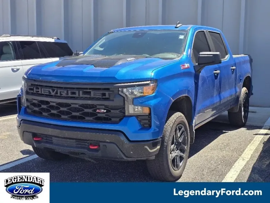 2022 Chevrolet Silverado 1500 Custom Trail Boss photo 1