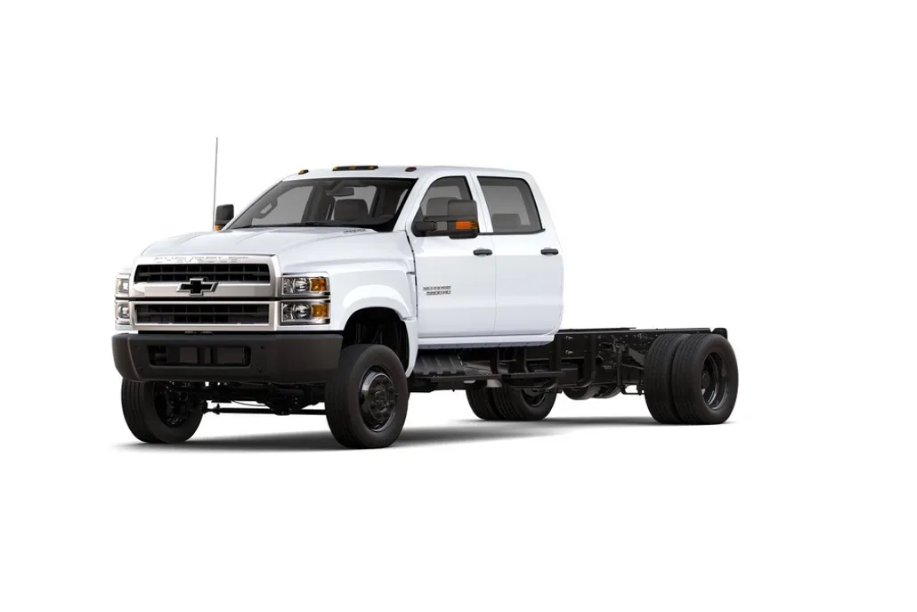 2024 Chevrolet Silverado 5500HD Work Truck photo 1
