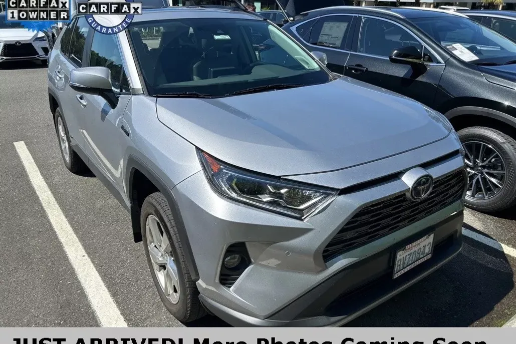 2020 Toyota RAV4 Hybrid Limited photo 1