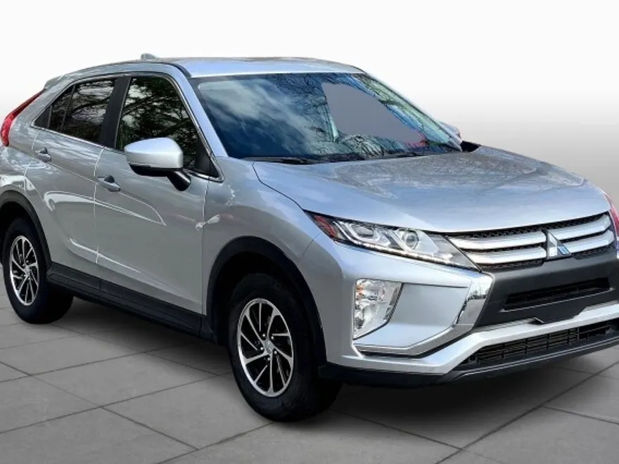 2020 Mitsubishi Eclipse Cross ES photo 1