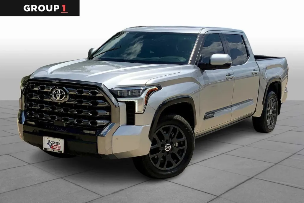 2024 Toyota Tundra Platinum CrewMax photo 1