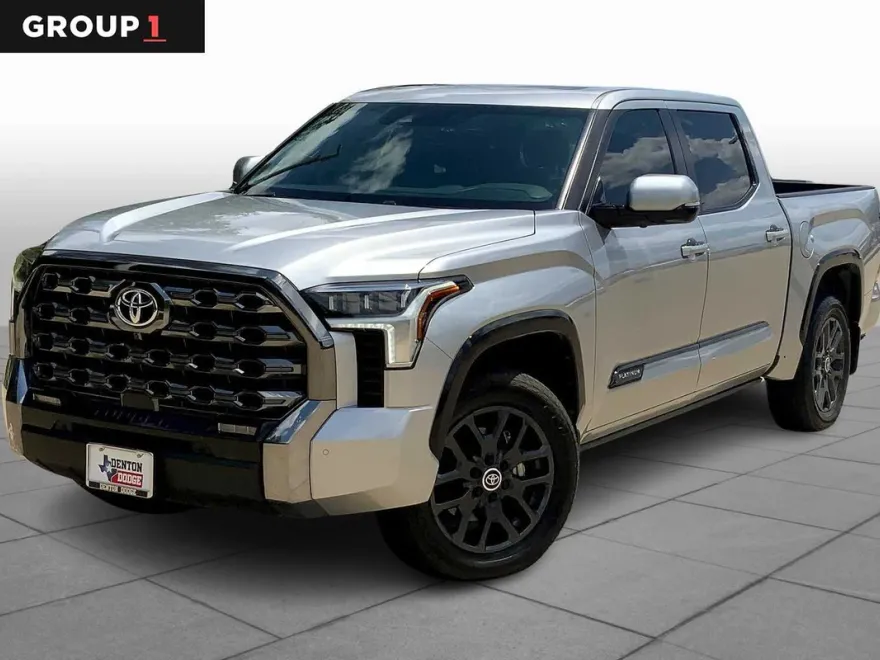 2024 Toyota Tundra Platinum CrewMax photo 1