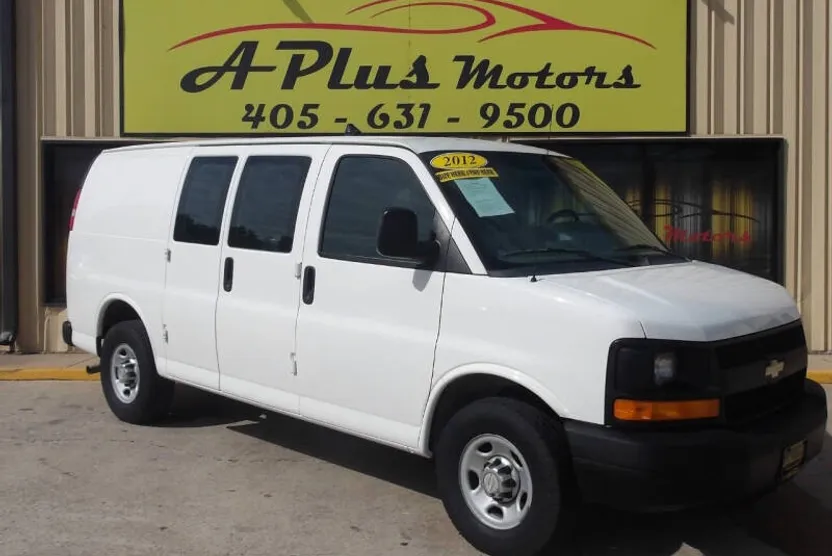 2012 Chevrolet Express 2500 Cargo Van photo 1