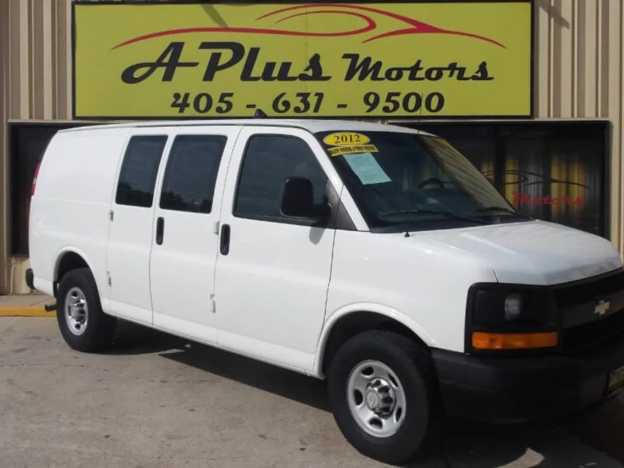2012 Chevrolet Express 2500 Cargo Van photo 1