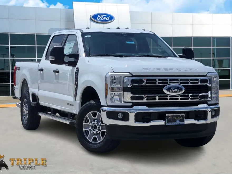 2025 Ford F-250 photo 1