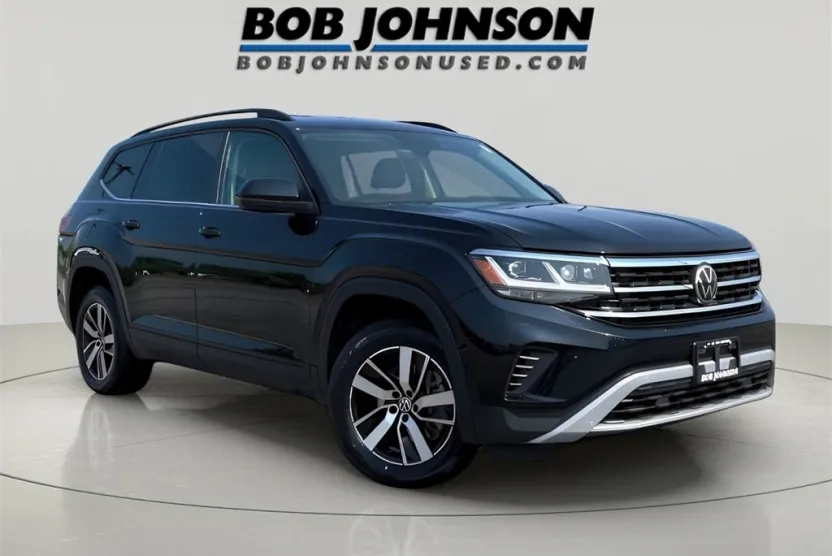 2022 Volkswagen Atlas SE photo 1