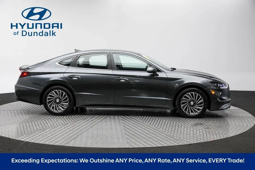 2022 Hyundai Sonata Hybrid Limited photo 1