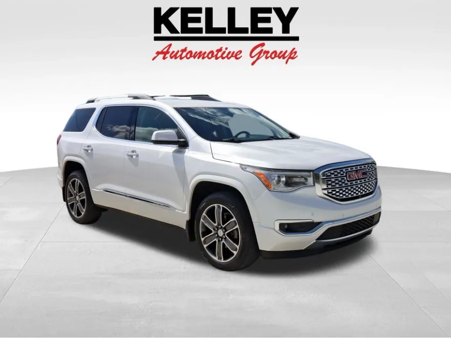 2019 Gmc Acadia Denali photo 1