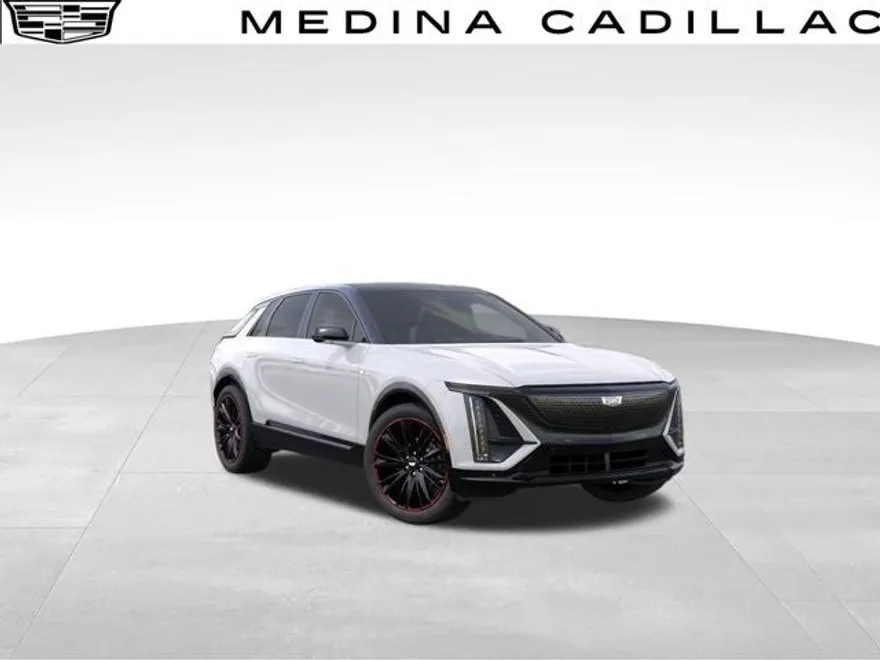 2025 Cadillac Lyriq Sport photo 1
