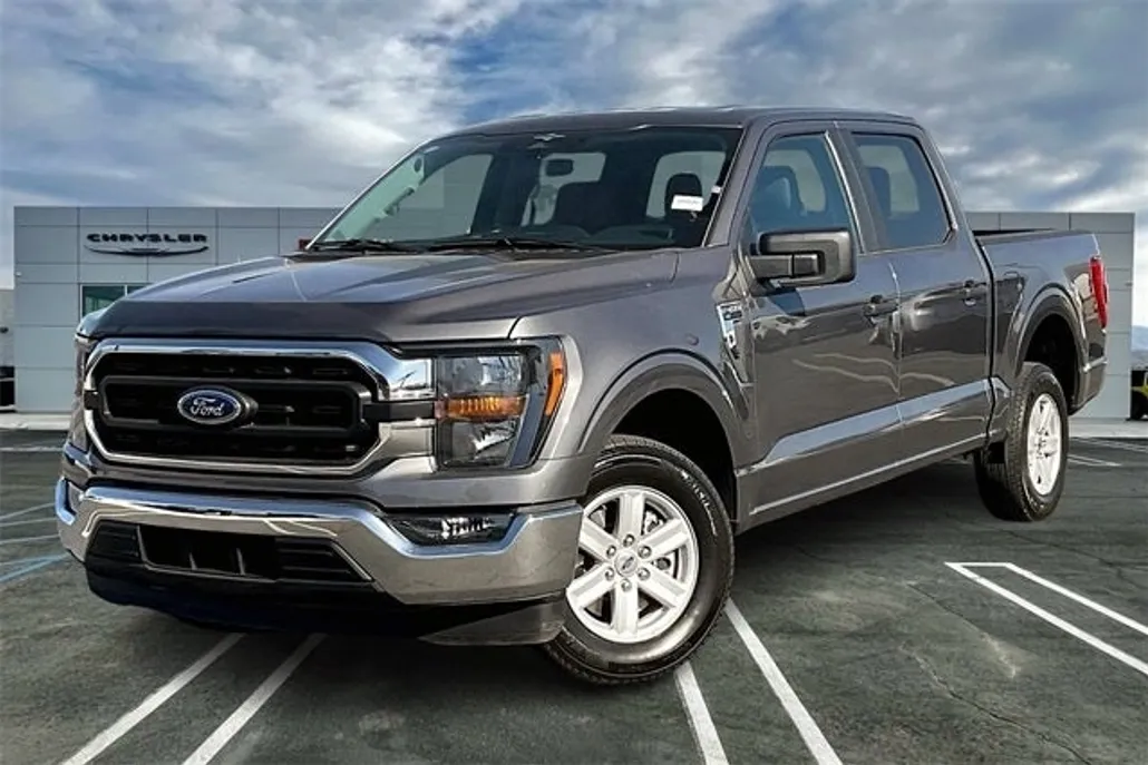 2023 Ford F-150 XLT photo 1