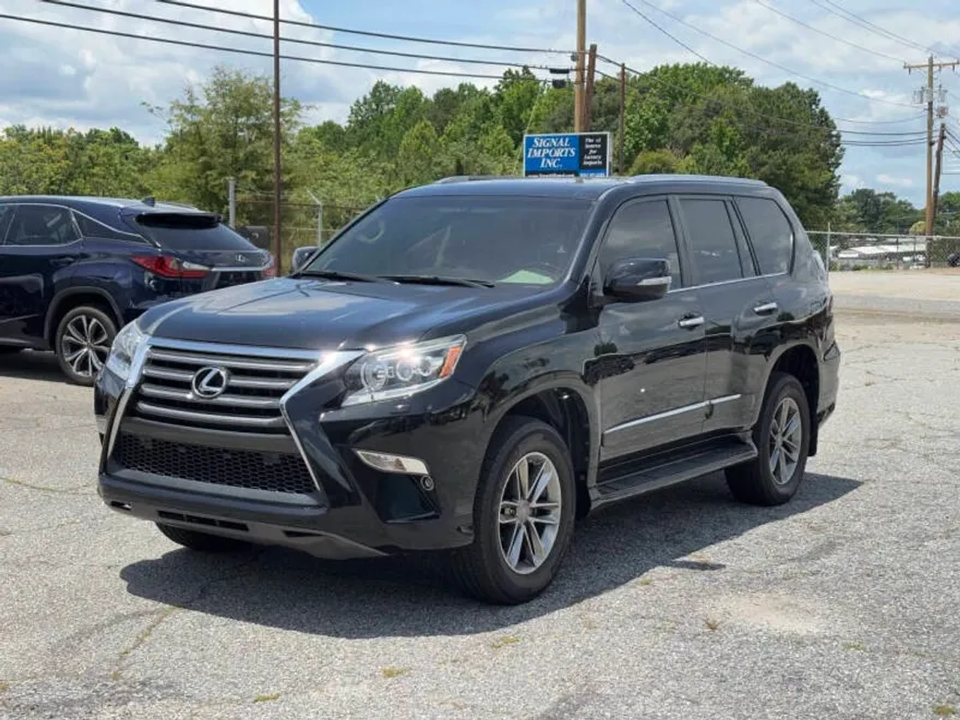 2016 Lexus GX 460 photo 1