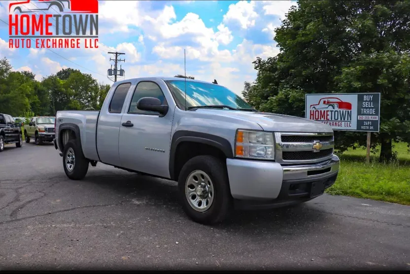 2011 Chevrolet Silverado 1500 LS photo 1