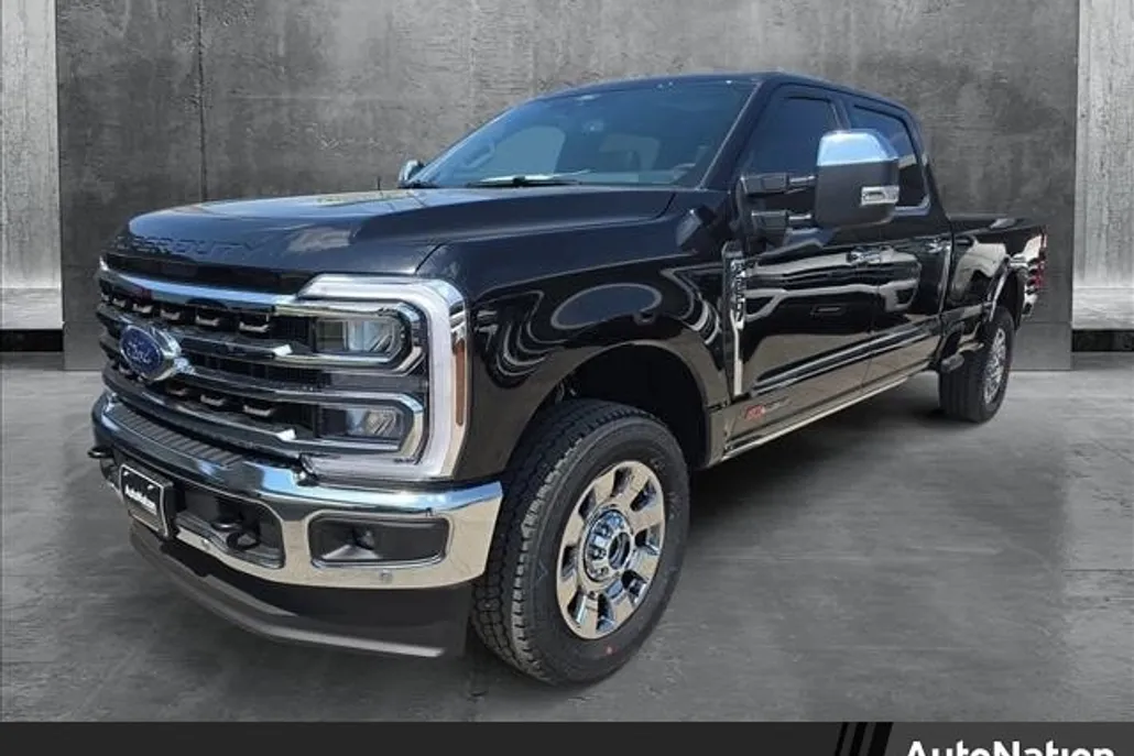 2025 Ford F-350 King Ranch photo 1