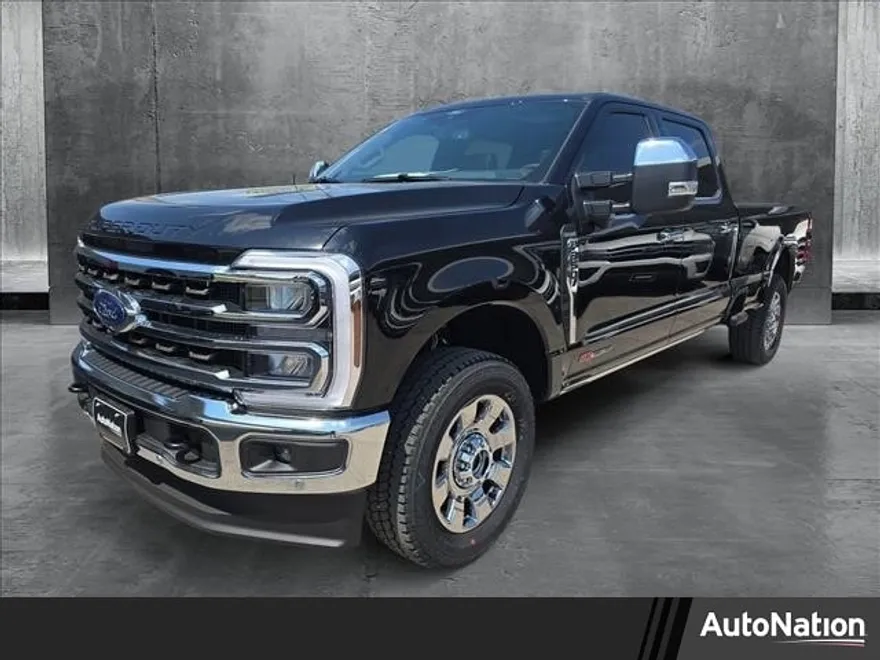 2025 Ford F-350 King Ranch photo 1