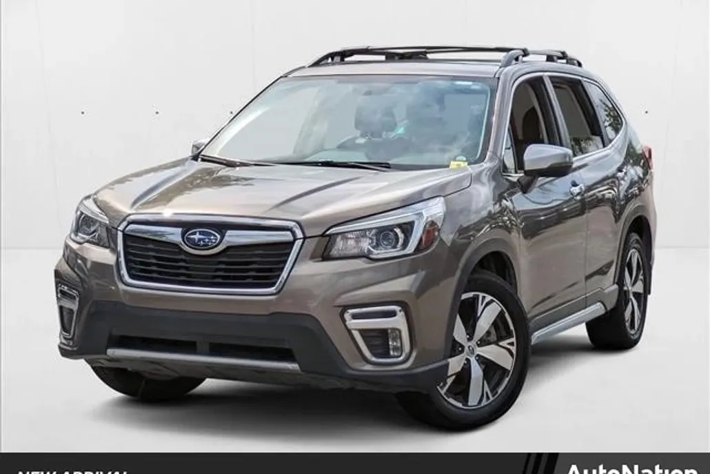 2019 Subaru Forester Touring photo 1