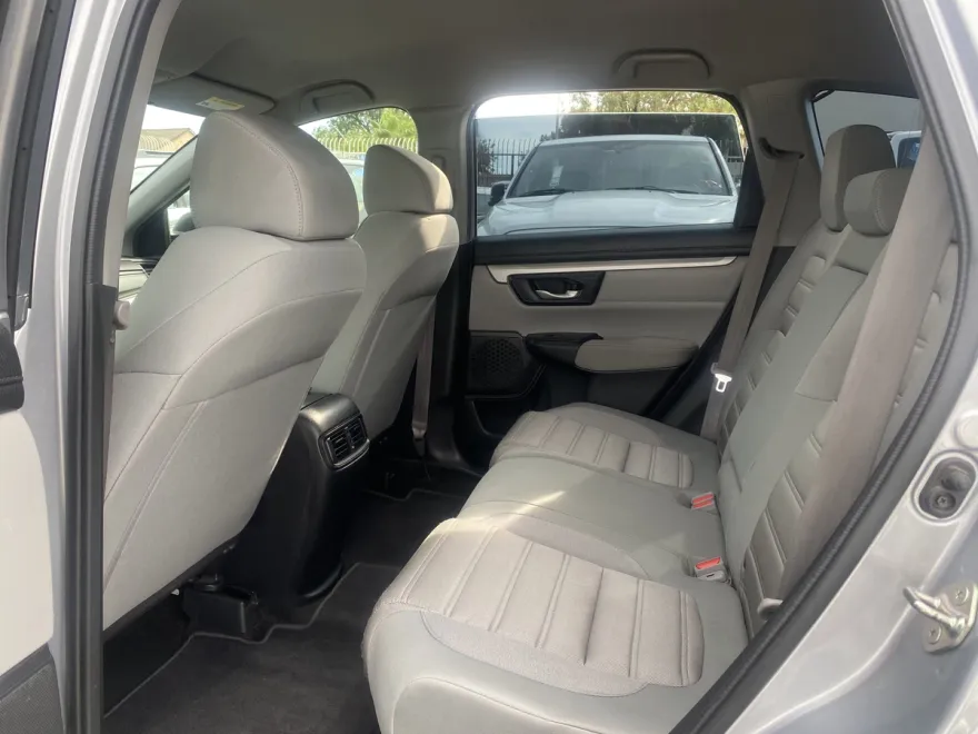 2019 Honda CR-V LX photo 1