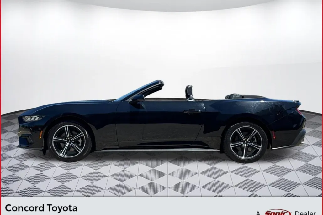 2024 Ford Mustang EcoBoost Premium Convertible photo 1