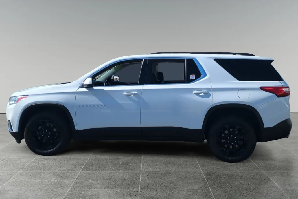 2021 Chevrolet Traverse Cloth 1LT photo 1