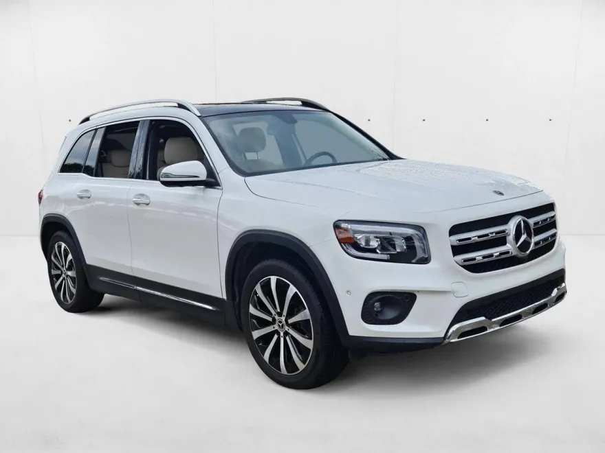2021 Mercedes Benz GLB 250 photo 1