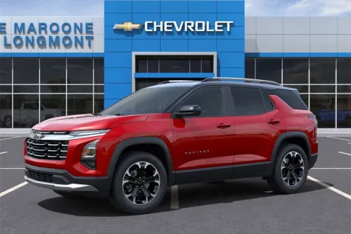 2025 Chevrolet Equinox LT photo 2