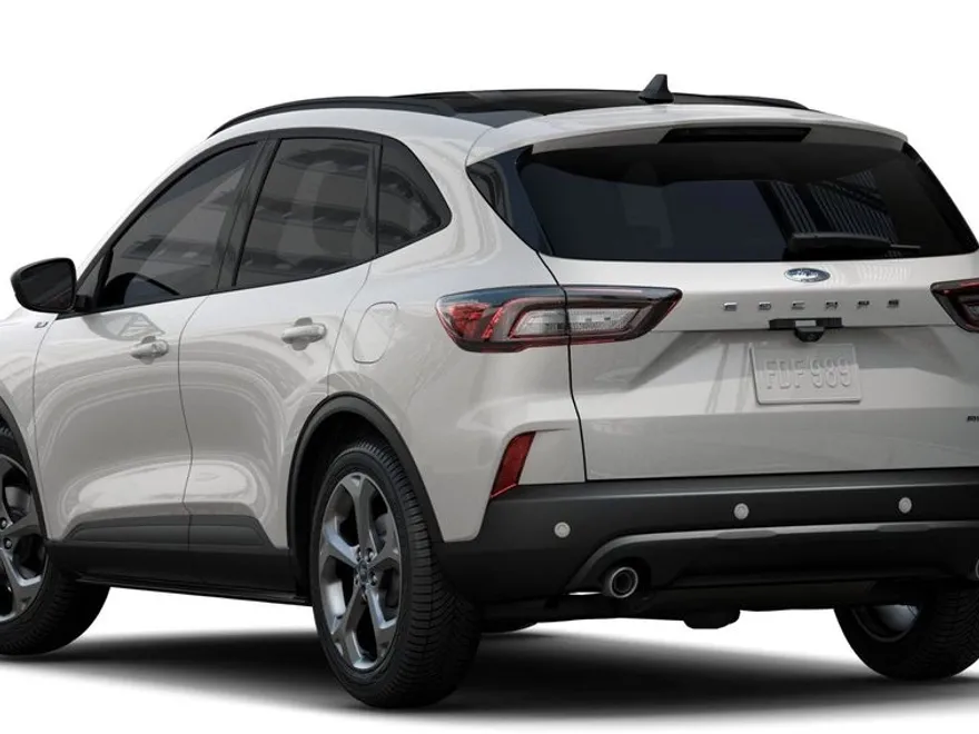 2025 Ford Escape ST-Line photo 1