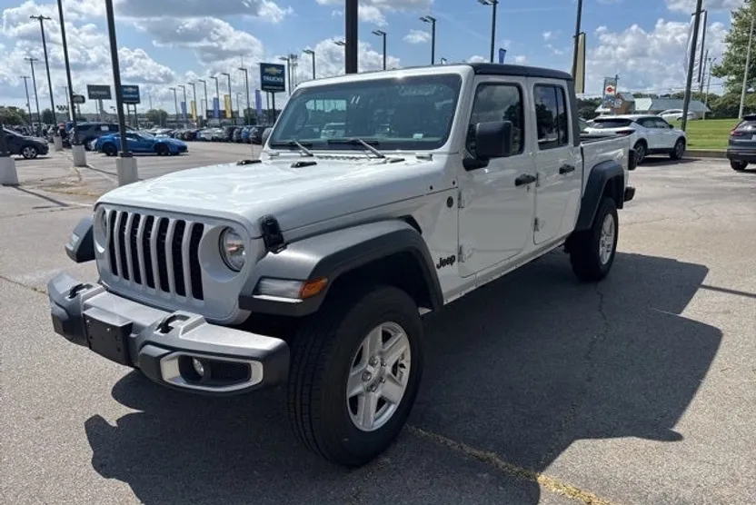 2023 Jeep Gladiator Sport S photo 1