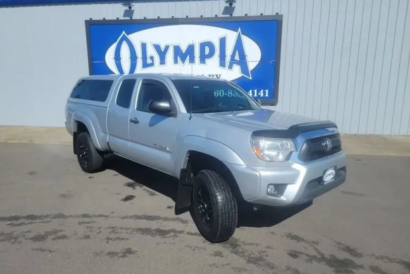 2013 Toyota Tacoma PreRunner V6 photo 1