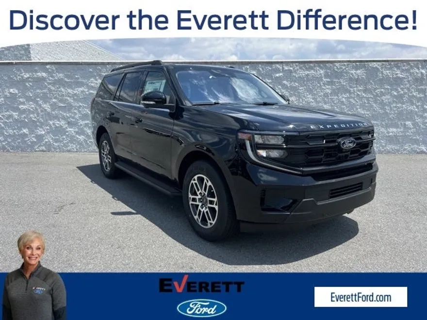 2025 Ford Expedition photo 1