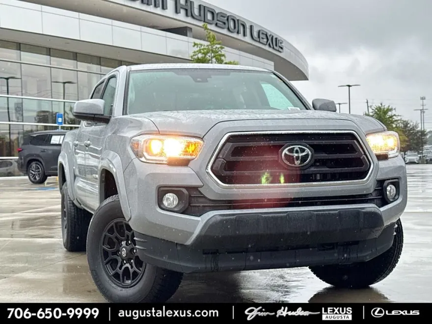2021 Toyota Tacoma SR5 V6 photo 1