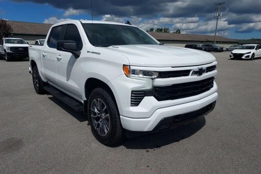 2024 Chevrolet Silverado 1500 RST photo 1