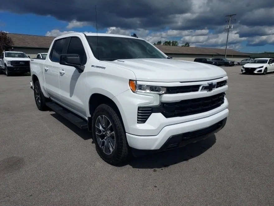 2024 Chevrolet Silverado 1500 RST photo 1