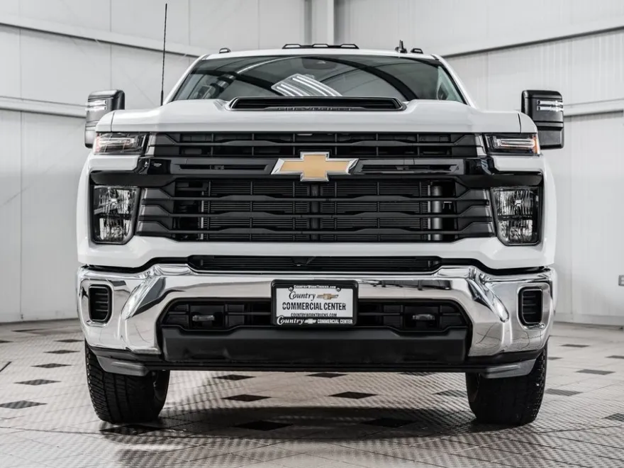 2024 Chevrolet Silverado 3500HD photo 1