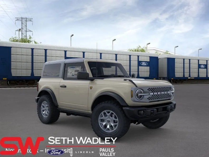 2025 Ford Bronco Badlands photo 1