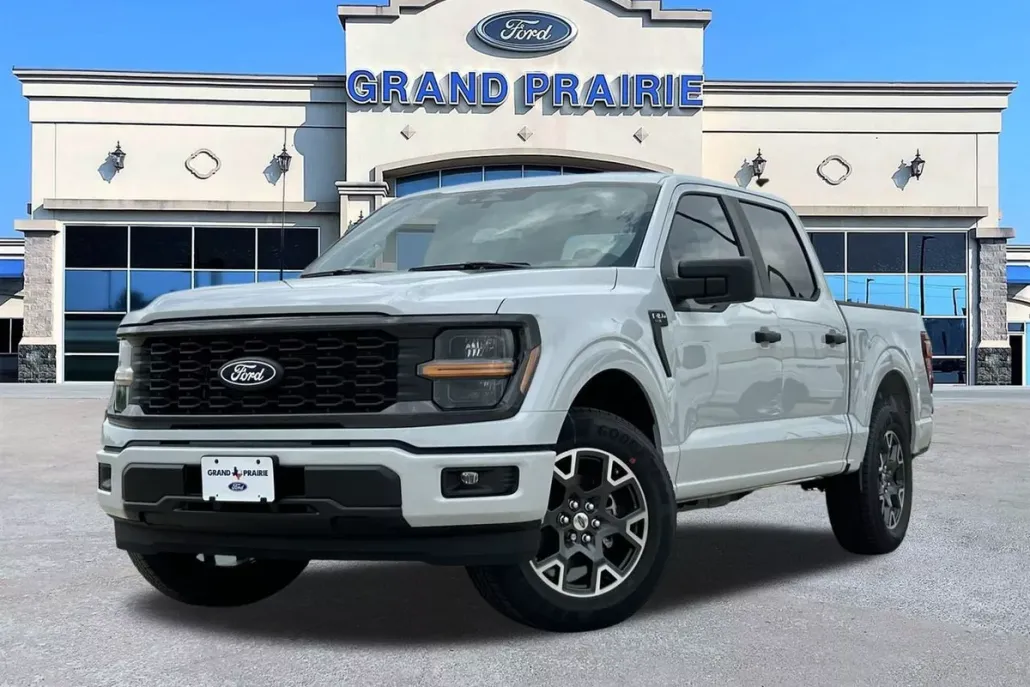 2025 Ford F-150 STX photo 1