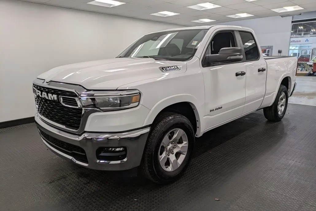 2025 Ram 1500 Big Horn photo 1