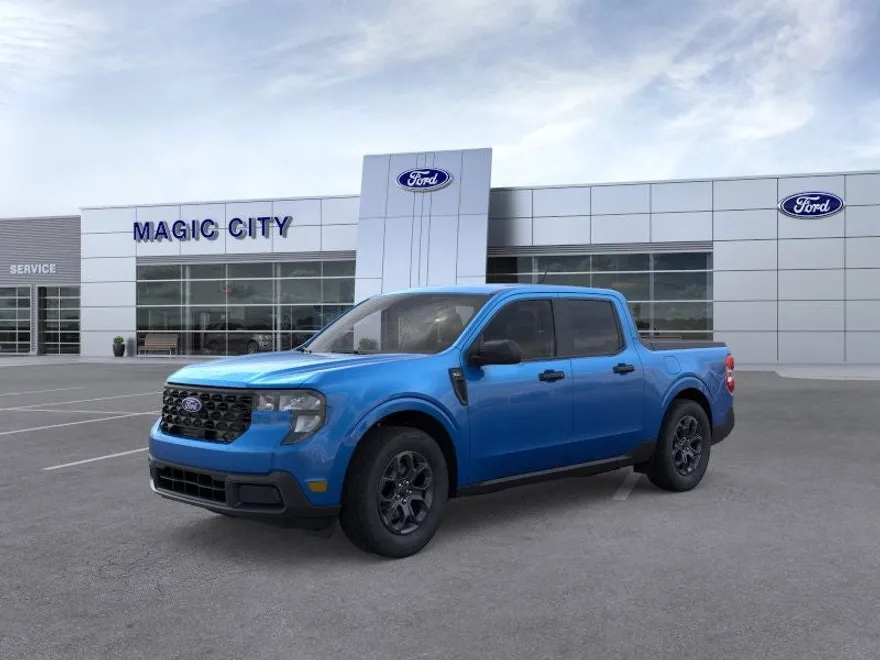 2025 Ford Maverick XLT photo 1