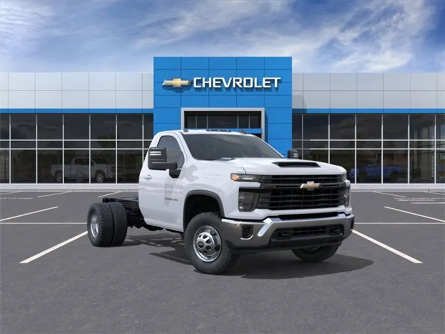 2025 Chevrolet Silverado 3500HD Work Truck photo 1
