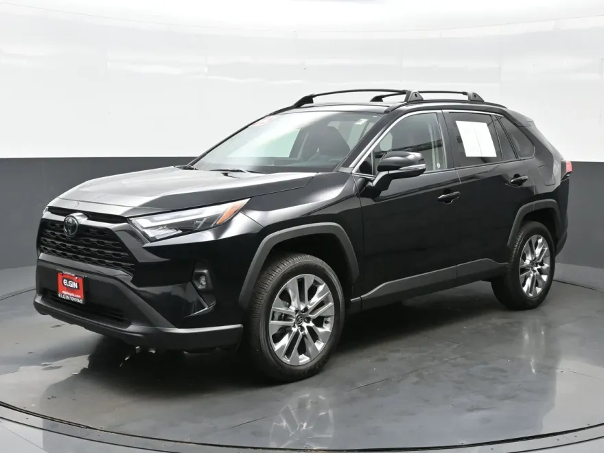 2025 Toyota RAV4 XLE Premium photo 1
