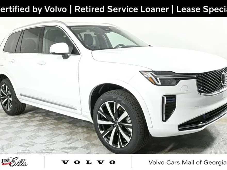 2025 Volvo XC90 B5 Core photo 1