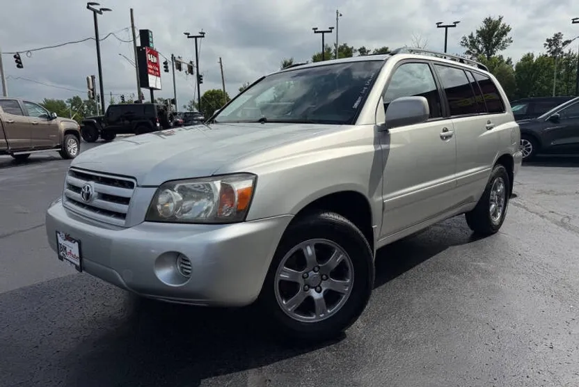 2004 Toyota Highlander photo 1