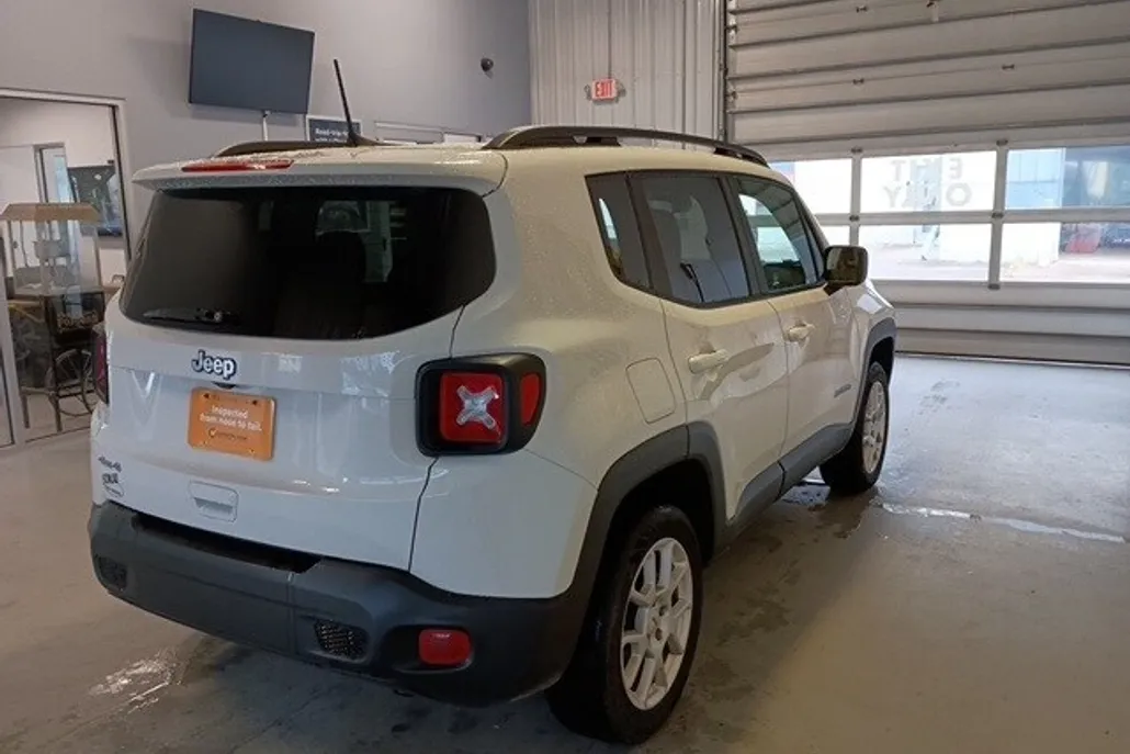2023 Jeep Renegade Latitude Upland photo 1