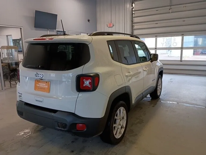 2023 Jeep Renegade Latitude Upland photo 1
