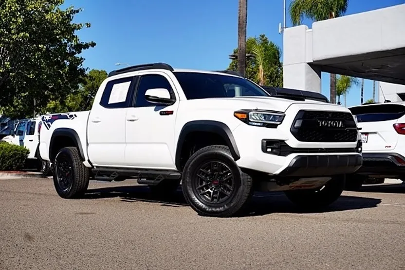2020 Toyota Tacoma TRD Pro photo 1