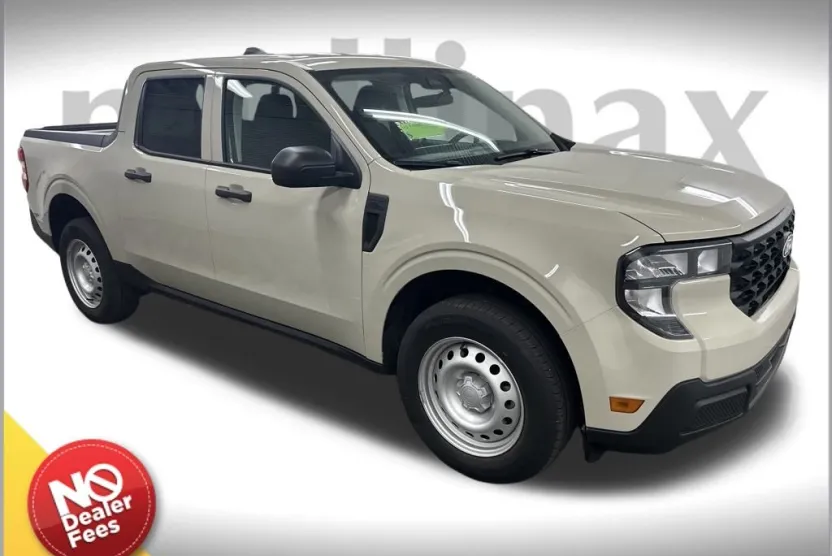 2025 Ford Maverick XL photo 1