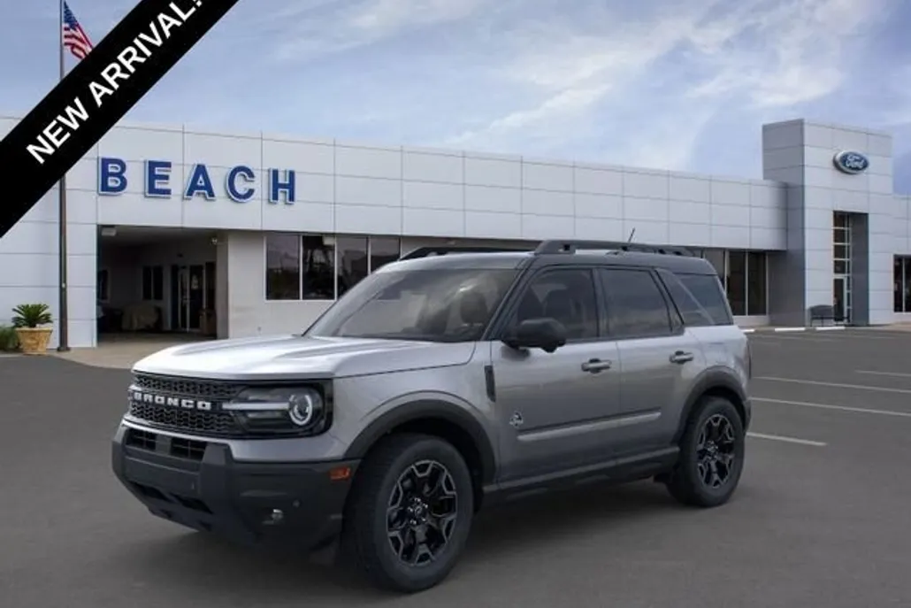 2025 Ford Bronco Sport Outer Banks photo 1