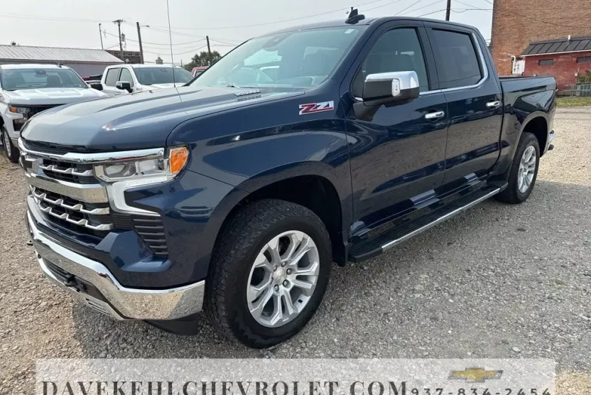 2023 Chevrolet Silverado 1500 LTZ photo 1