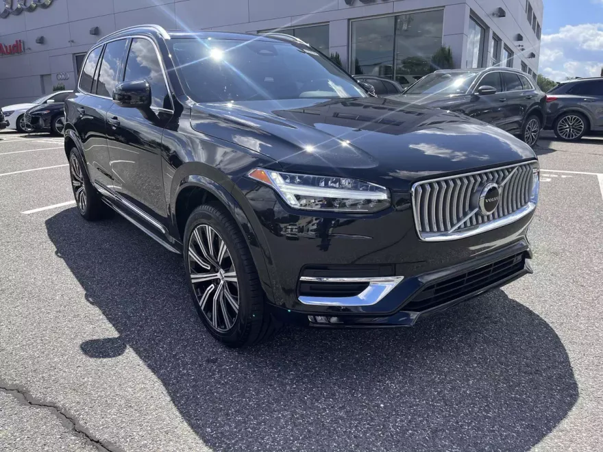 2024 Volvo XC90 B5 Core photo 1