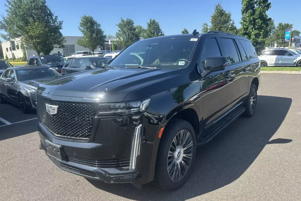 2021 Cadillac Escalade ESV Sport photo 1