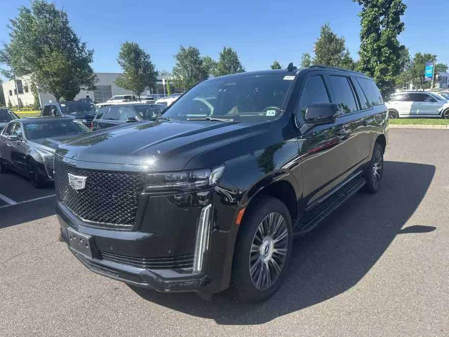 2021 Cadillac Escalade ESV Sport photo 1
