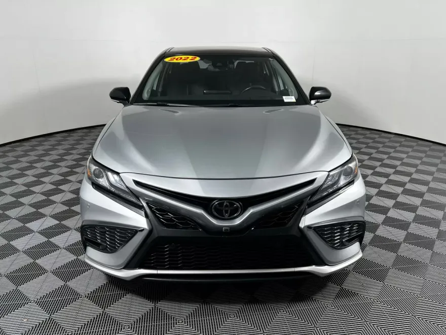 2022 Toyota Camry XSE V6 photo 1